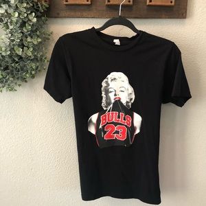 Marilyn Monroe Chicago Bulls Tee